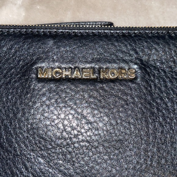 Michael Kors - Black leather clutch - Picture 3 of 4